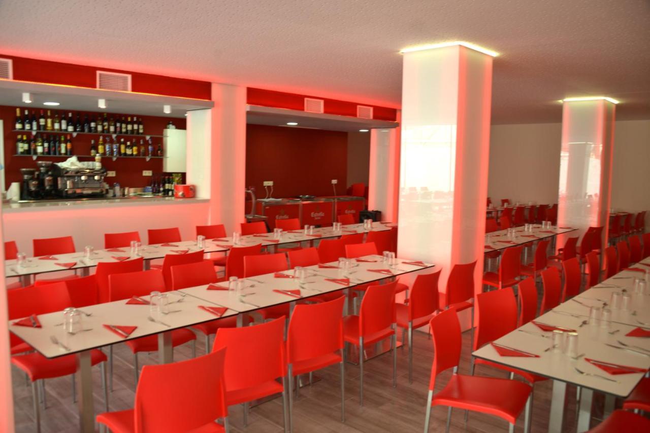 Hostal El Jucar Alcala del Jucar Bagian luar foto