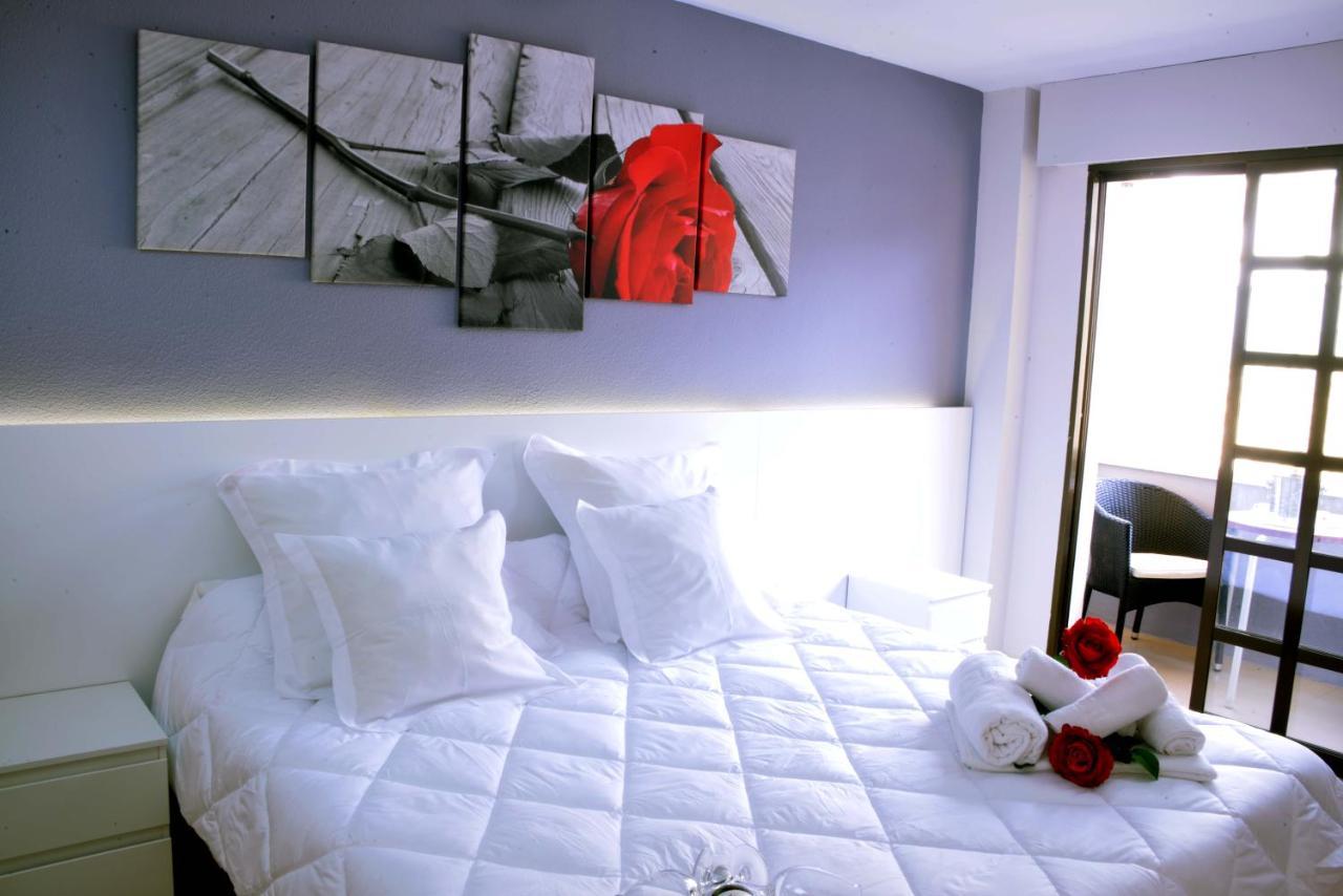 Hostal El Jucar Alcala del Jucar Bagian luar foto